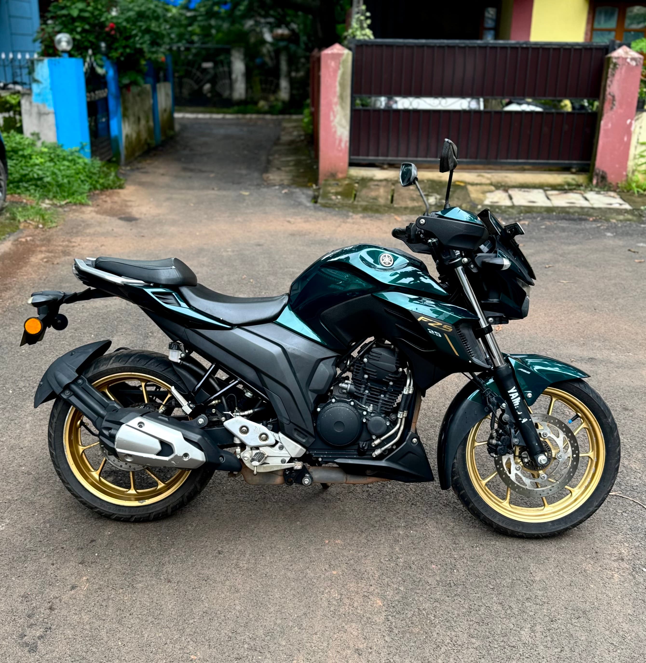 FZ-S 25